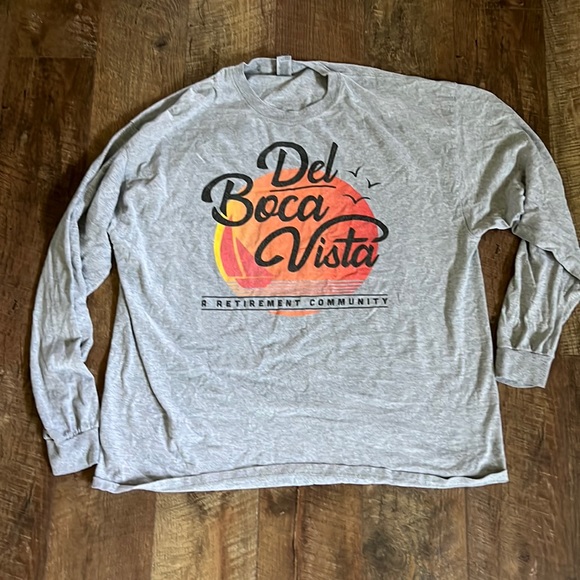 Gildan Other - MENS “Del Boca Vista” Seinfeld T Shirt